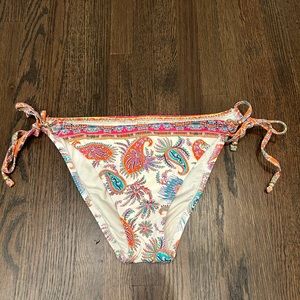Nanette Lepore swim bottoms. Size Medium. Super cute!